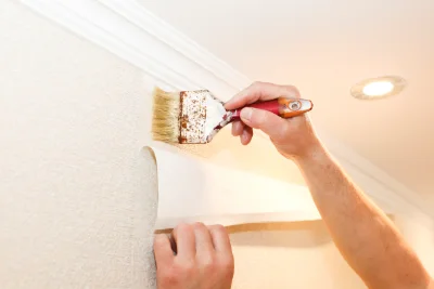 Pose de papier peint à Dampierre — revêtements muraux et toiles de verre